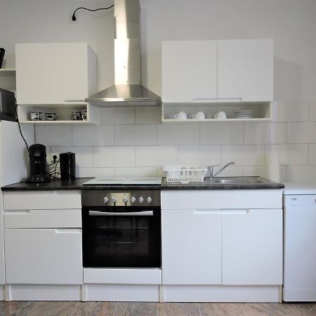 Ferienwohnungen Haus Scheidter 40 萨尔布吕肯 外观 照片