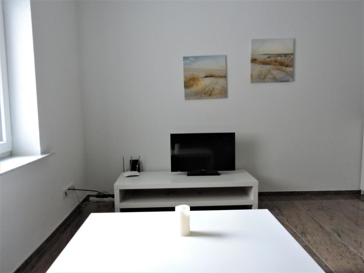 Ferienwohnungen Haus Scheidter 40 萨尔布吕肯 外观 照片